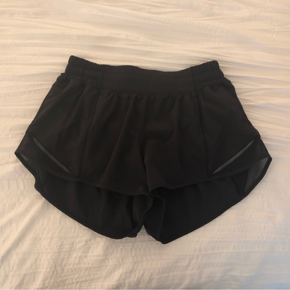 Lululemon Hotty Hot Low-rise Lined Short 2.5”